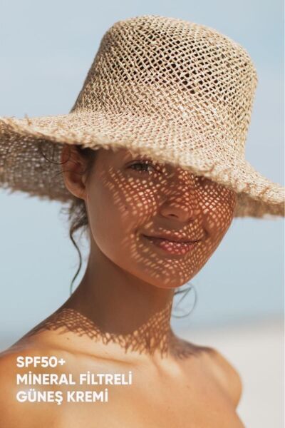 Mineral Filtreli Güneş Kremi Spf50 Mavi Işık Korumalı